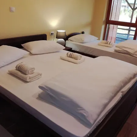 Camp Salas Farma 47 4*